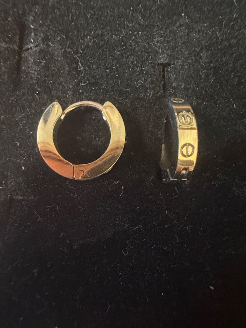 Stainless steel Tiny silver Tone Hoop Earrings with Screw